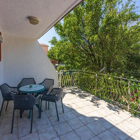 Apartment Dom Jadranovo Exterior foto